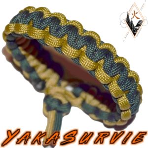 A20 Cobra reversible dark green gold bracelet yakasurvie
