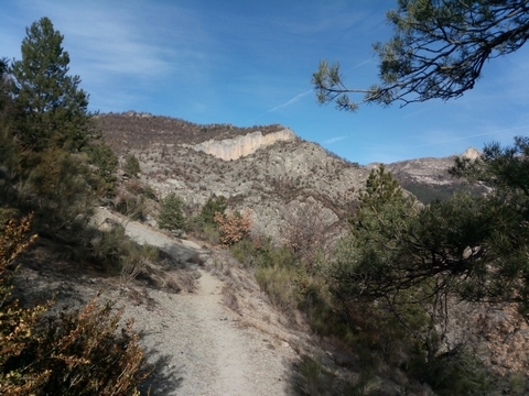 decouverte yakasurvie paysage provence