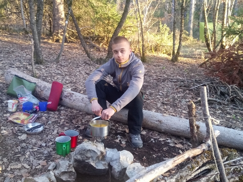 camp decouverte yakasurvie repas